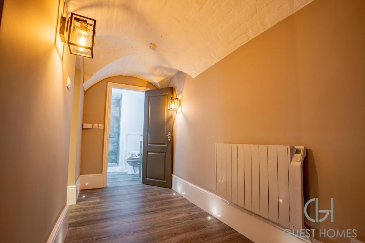 Host & Stay - Shaw Street Basement Worcester Extérieur photo
